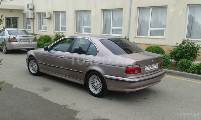 BMW 528 1996, 300,000 km - 2.8 l - Bakı