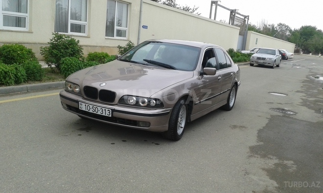 BMW 528 1996, 300,000 km - 2.8 l - Bakı