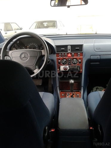 Mercedes C 200 1998, 228,000 km - 0.2 л - Bakı