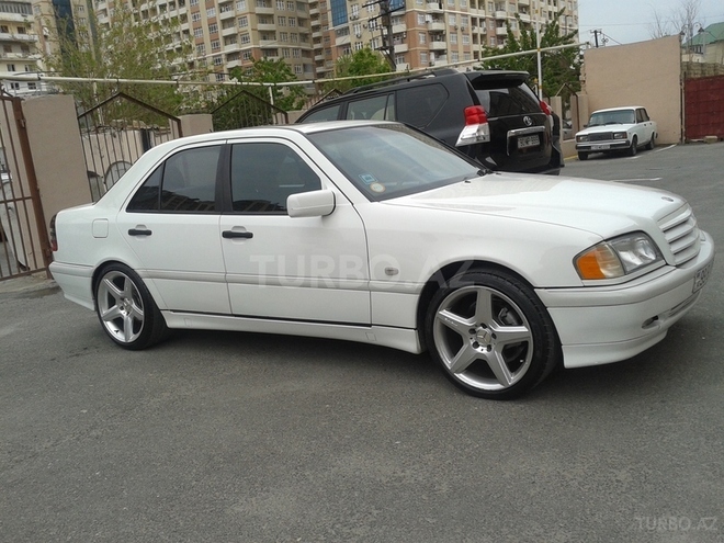 Mercedes C 200 1998, 228,000 km - 0.2 л - Bakı