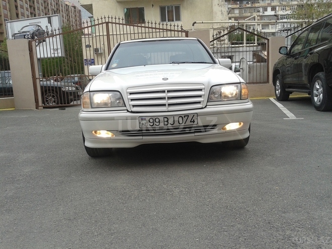 Mercedes C 200 1998, 228,000 km - 0.2 л - Bakı