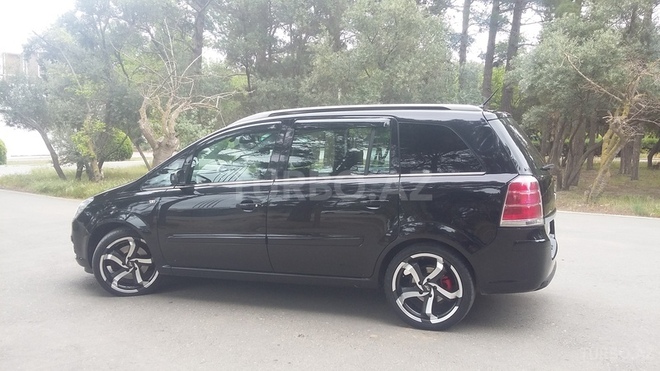 Opel Zafira 2006, 160,000 km - 1.9 л - Bakı