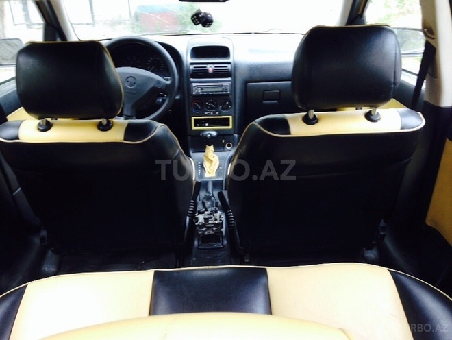Opel Astra 2001, 17,800 km - 1.6 l - Bakı