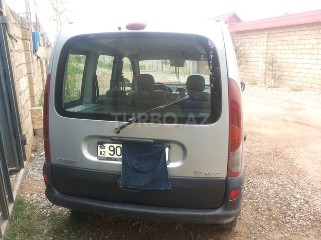 Renault  2002, 145,680 km - 1.2 л - Bakı