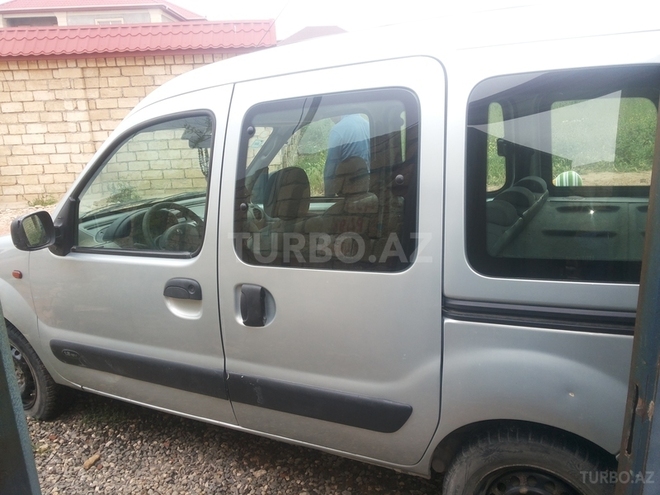 Renault  2002, 145,680 km - 1.2 л - Bakı