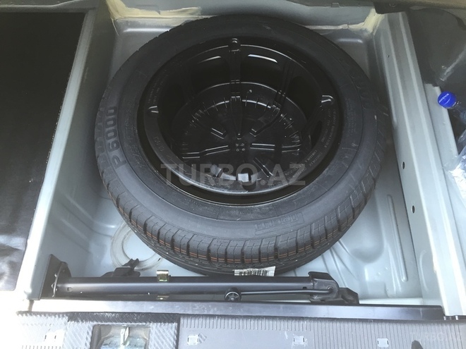 Mercedes E 240 2000, 134,000 km - 2.4 l - Bakı