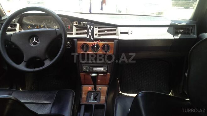 Mercedes 190 1991, 250,000 km - 2.0 l - Bakı