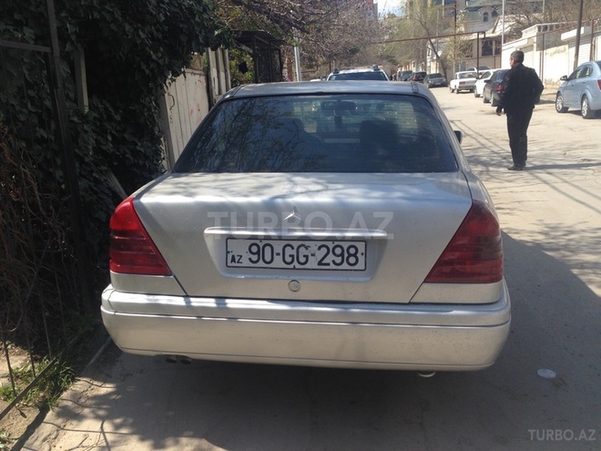 Mercedes C 280 1995, 245,000 km - 2.8 l - Bakı
