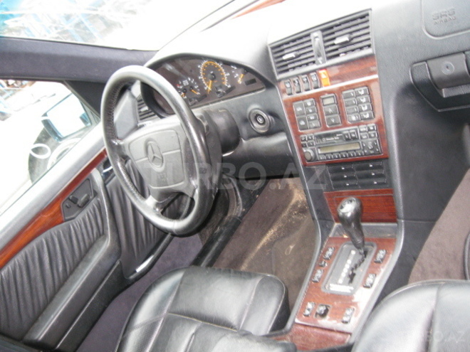 Mercedes C 280 1995, 245,000 km - 2.8 l - Bakı