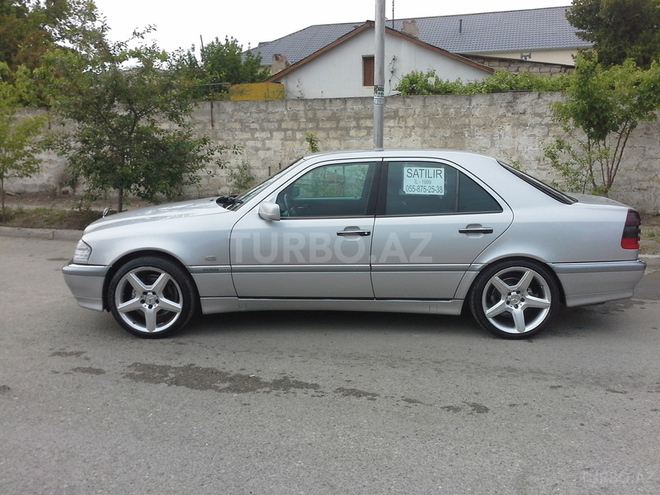 Mercedes C 200 1999, 173,000 km - 2.0 l - Bakı