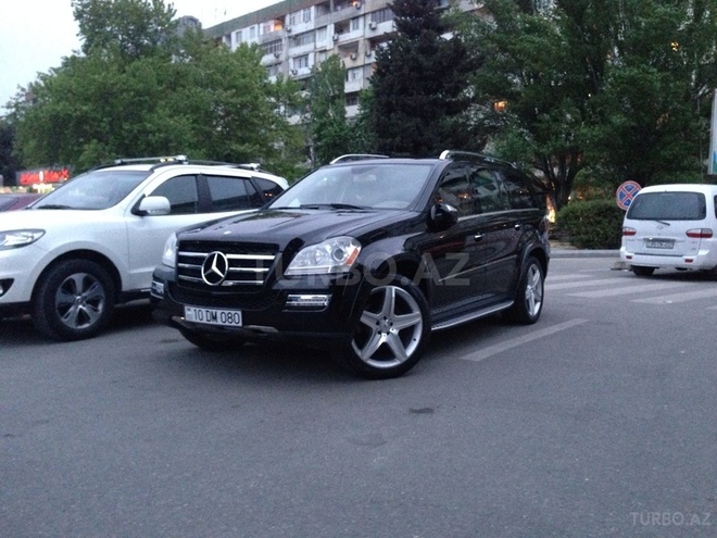 Mercedes GL 550 2008, 133,000 km - 5.5 l - Bakı
