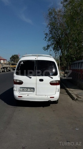 Hyundai H-1 2003, 200,000 km - 2.5 l - Bakı