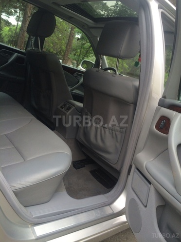 Mercedes E 320 2000, 180,000 km - 3.2 l - Bakı