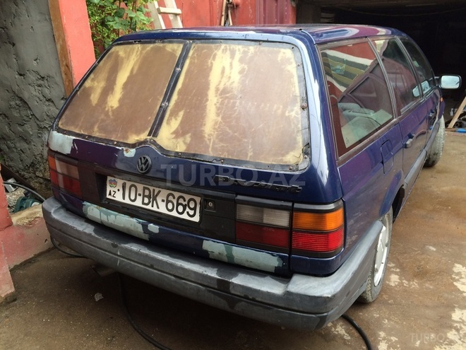 Volkswagen Passat 1993, 300,600 km - 1.9 l - Bakı