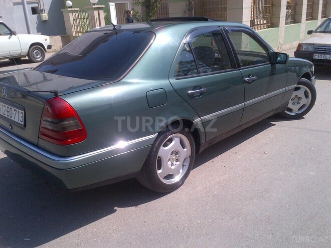 Mercedes C 220 1995, 340,000 km - 2.2 l - Bakı