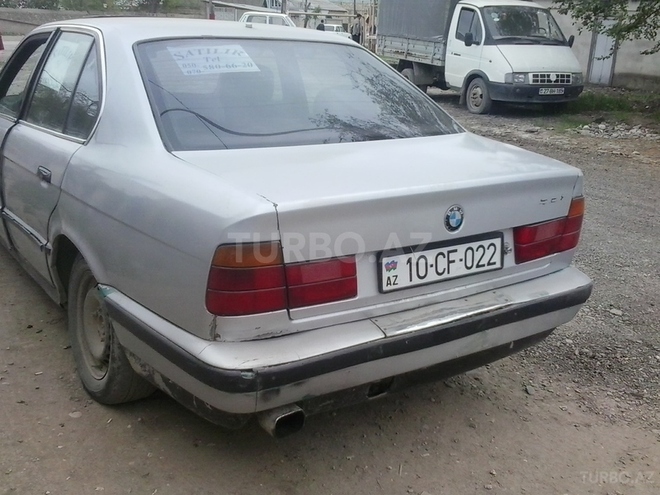BMW 525 1991, 240,000 km - 2.5 l - Bakı