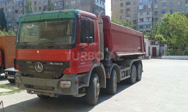 Mercedes  2007, 220,000 km - 11.0 l - Bakı