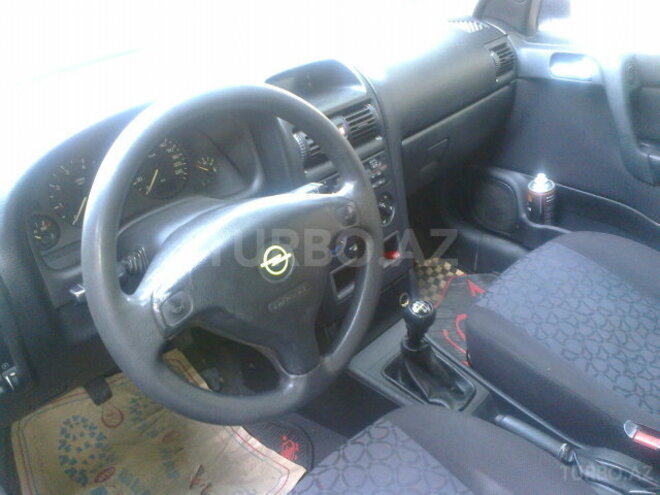 Opel Astra 2001, 202,150 km - 1.6 l - Bakı