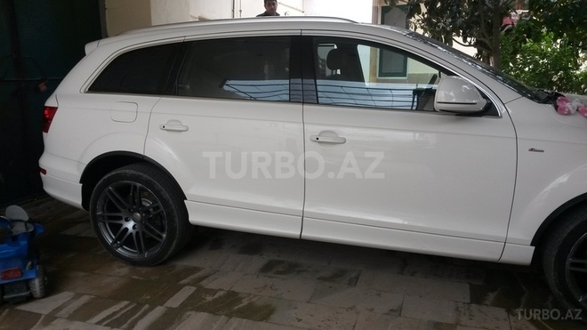 Audi Q7 2008, 120,000 km - 4.2 l - Bakı
