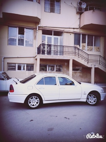 Mercedes C 180 1997, 208,000 km - 1.8 l - Bakı