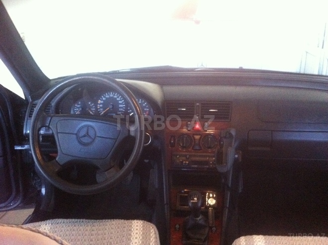 Mercedes C 180 1998, 200,000 km - 1.8 l - Bakı