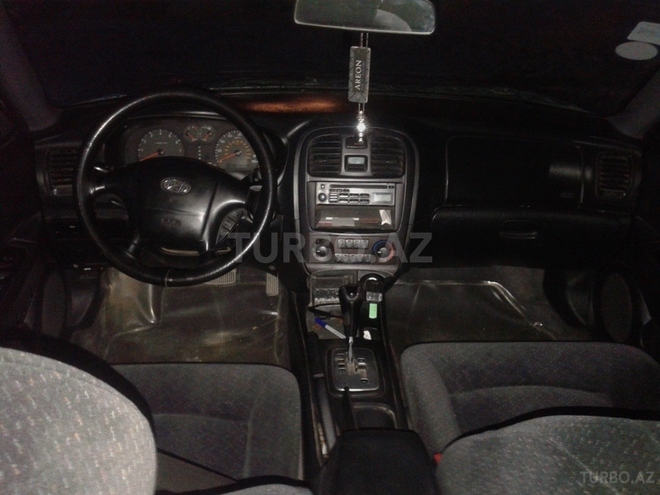 Hyundai Sonata 2004, 195,000 km - 2.4 l - Bakı