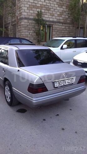 Mercedes E 200 1994, 44,500 km - 2.0 l - Bakı