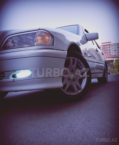 Mercedes C 180 1997, 209,000 km - 1.8 l - Bakı