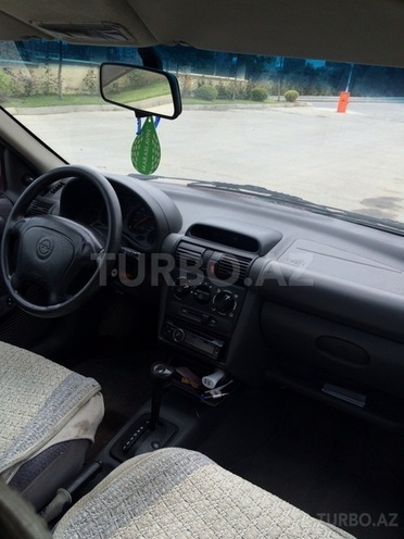 Opel Vita 1997, 136,645 km - 1.4 l - Bakı