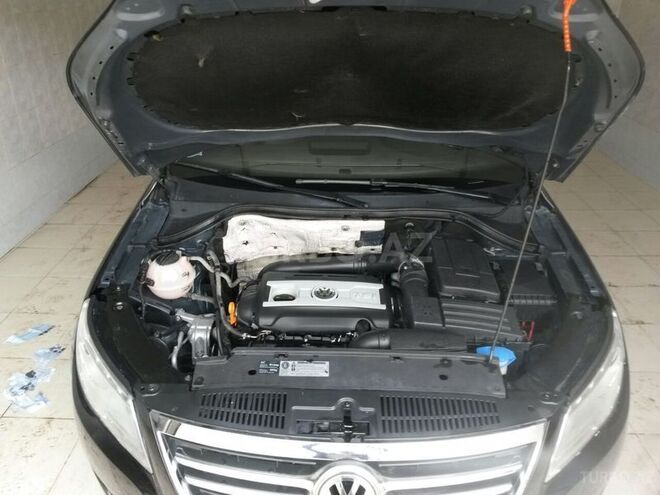 Volkswagen Tiguan 2009, 80,000 km - 2.0 l - Bakı