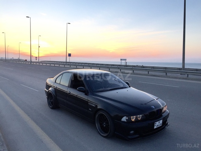 BMW 528 1999, 200,000 km - 2.8 l - Bakı