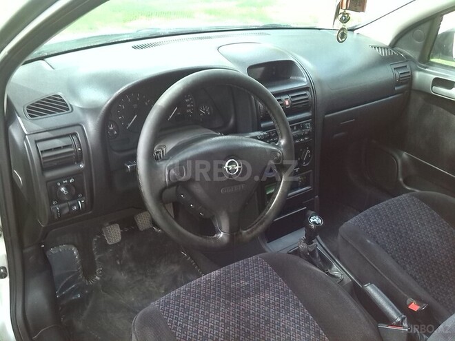 Opel Astra 1998, 220,000 km - 1.6 л - Bakı