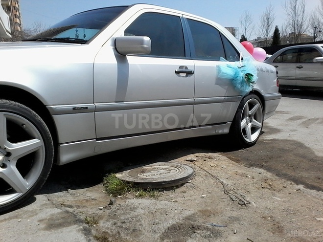 Mercedes C 230 1997, 185,000 km - 0.3 l - Bakı