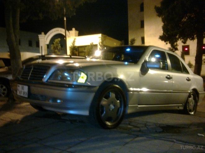 Mercedes C 230 1997, 185,000 km - 0.3 l - Bakı