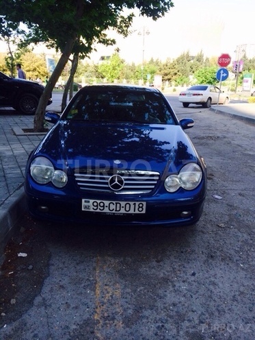 Mercedes C 200 2001, 110,000 km - 2.0 л - Bakı