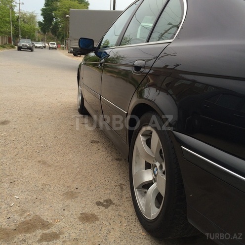 BMW 528 1999, 237,000 km - 0.3 л - Bakı
