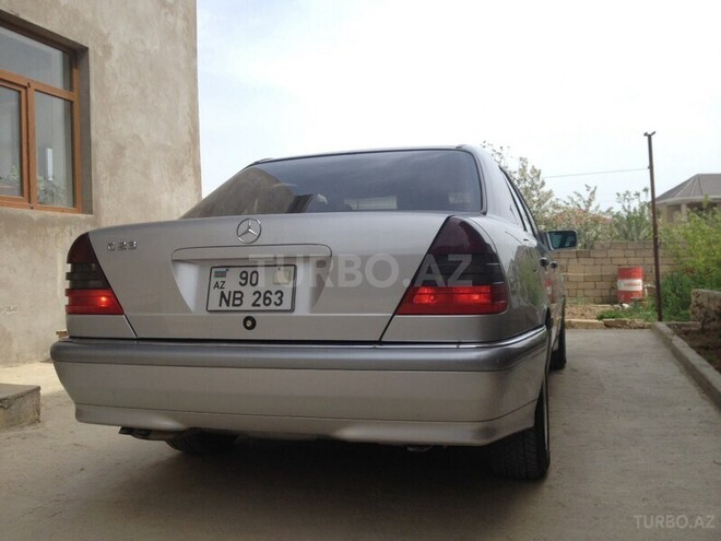 Mercedes C 230 1998, 115,000 km - 2.3 l - Bakı