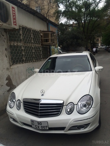 Mercedes E 240 2002, 200,000 km - 3.2 l - Bakı