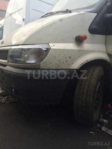 Ford Transit 2005, 170,000 km - 2.4 l - Bakı