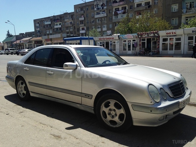 Mercedes E 320 2000, 340,598 km - 3.2 l - Bakı