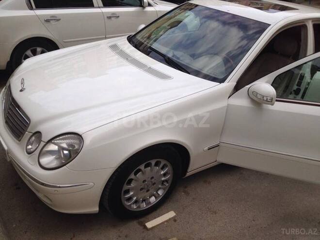 Mercedes E 240 2003, 118,000 km - 2.6 л - Bakı