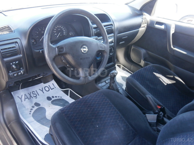 Opel Astra 2000, 140,000 km - 1.8 л - Bakı