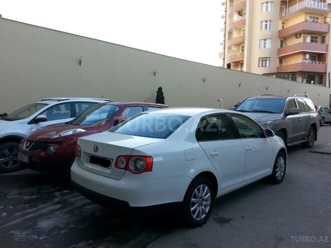Volkswagen Jetta 2010, 52,000 km - 1.6 л - Bakı