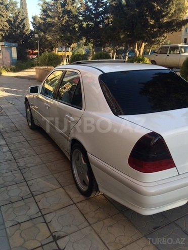 Mercedes C 180 1997, 271,000 km - 1.8 l - Bakı