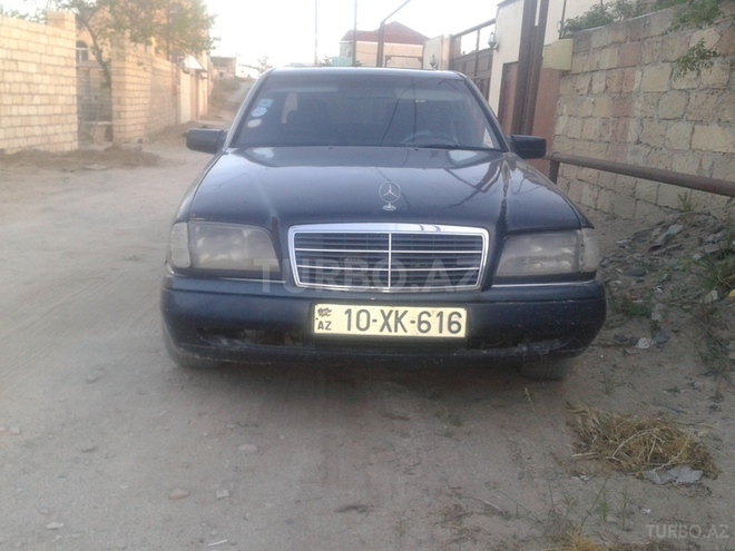 Mercedes C 250 1994, 450,000 km - 2.5 l - Bakı