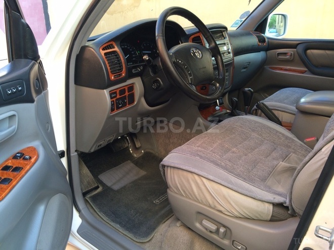 Toyota Land Cruiser 2004, 205,300 km - 4.7 l - Bakı