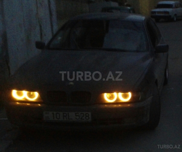 BMW 528 1997, 348,000 km - 2.8 l - Bakı