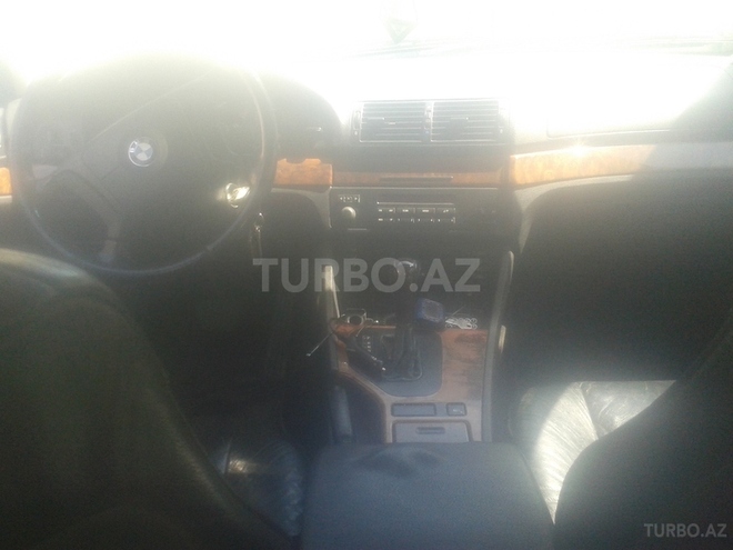 BMW 528 1997, 348,000 km - 2.8 l - Bakı