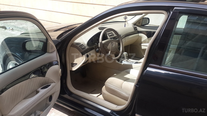 Mercedes E 320 2002, 17,000 km - 3.2 л - Bakı