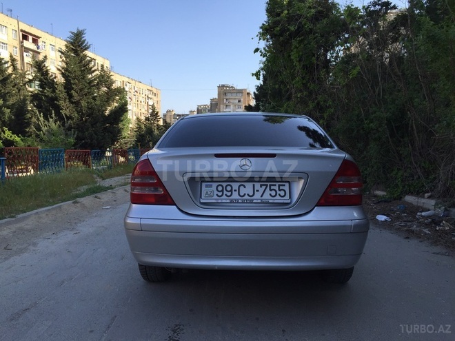 Mercedes C 200 2002, 169,862 km - 2.0 l - Bakı
